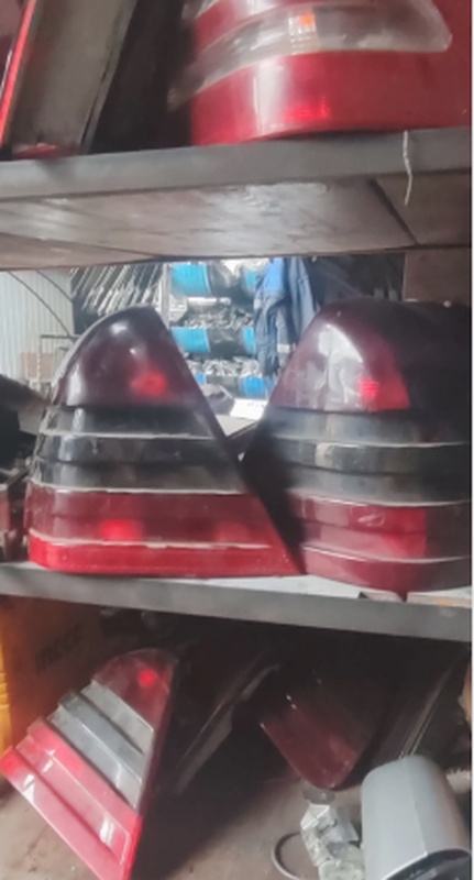 Передний Фар Mercedes Benz 202